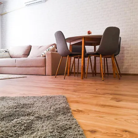 Lozanovi Apartment Pomorie *