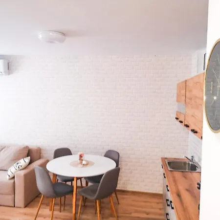 Lozanovi Apartment Pomorie דירה פומורי