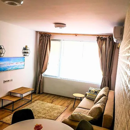 Lozanovi Apartment Pomorie