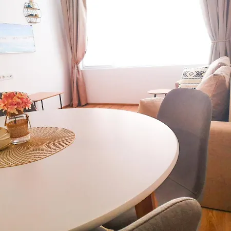 Lozanovi Apartment Pomorie