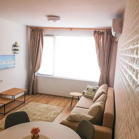 דירה Lozanovi Apartment Pomorie פומורי